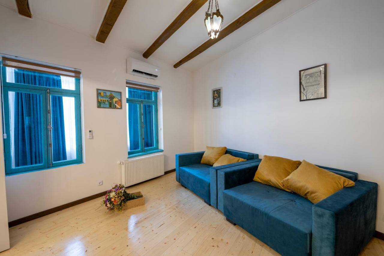 Apartment Ornament Tbilisi ภายนอก รูปภาพ