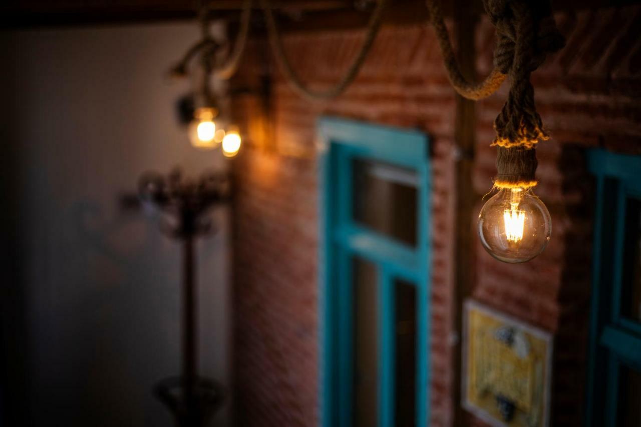 Apartment Ornament Tbilisi ภายนอก รูปภาพ